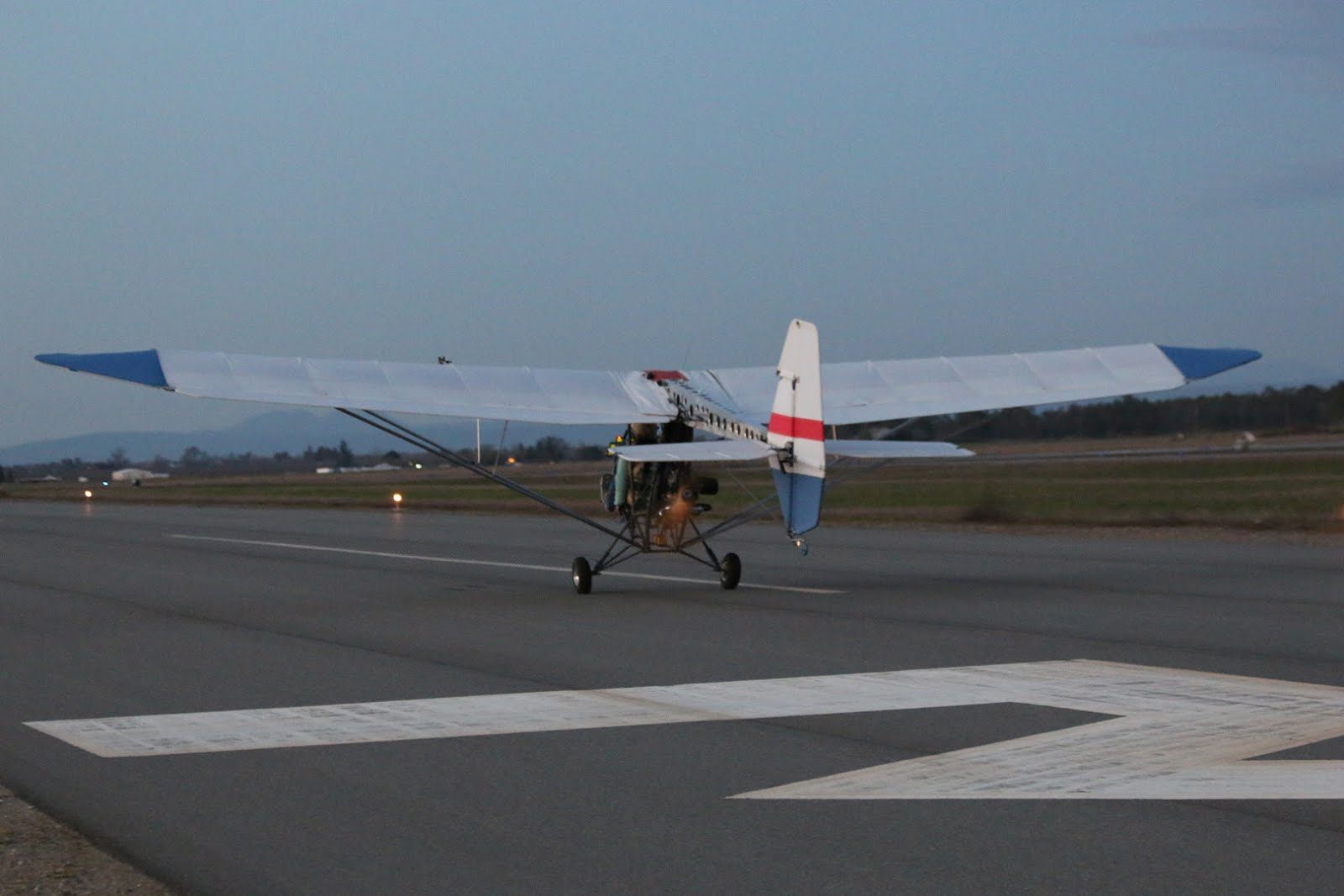 EMG-6 hangar photo
