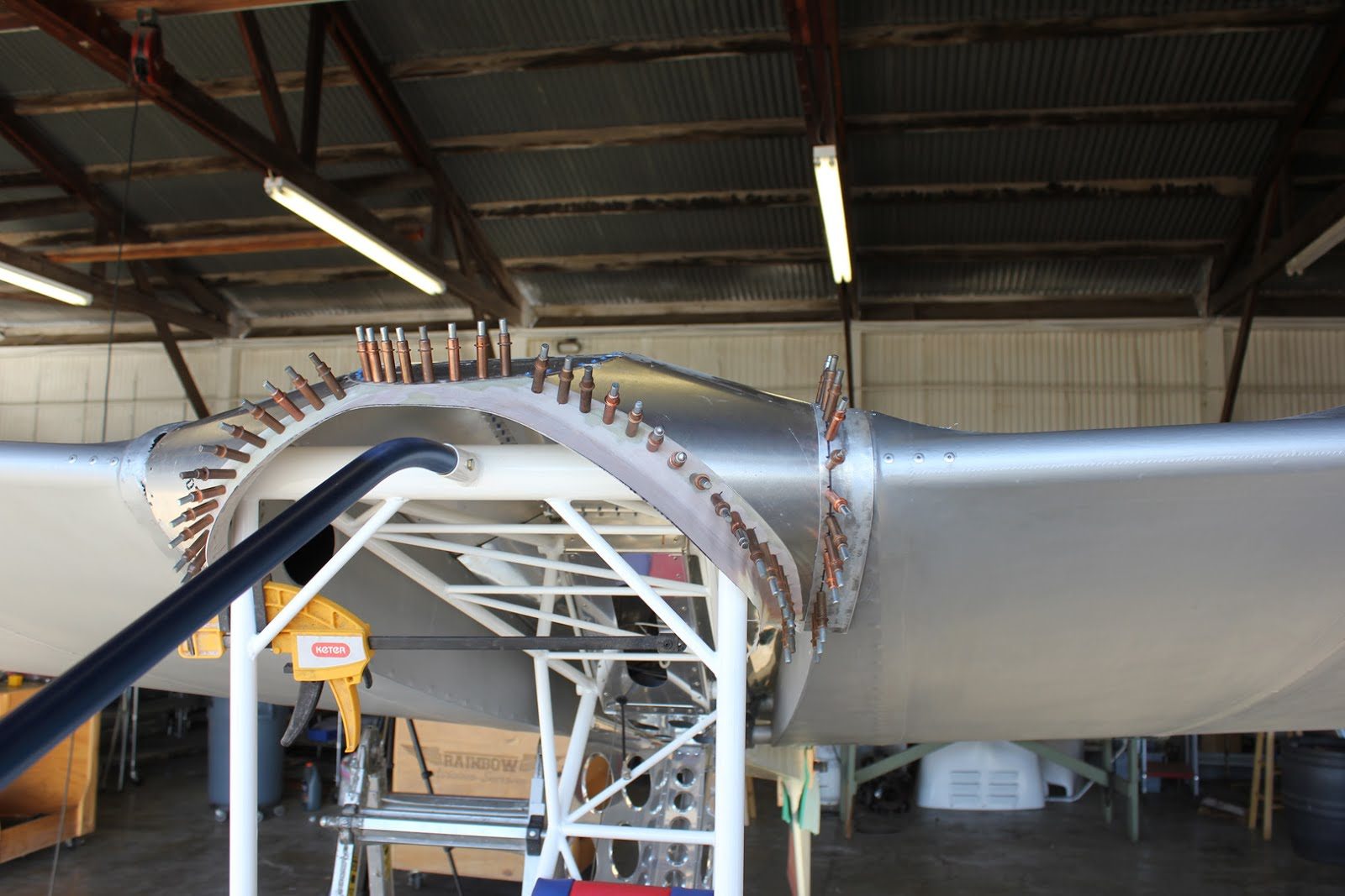 EMG-6 hangar photo
