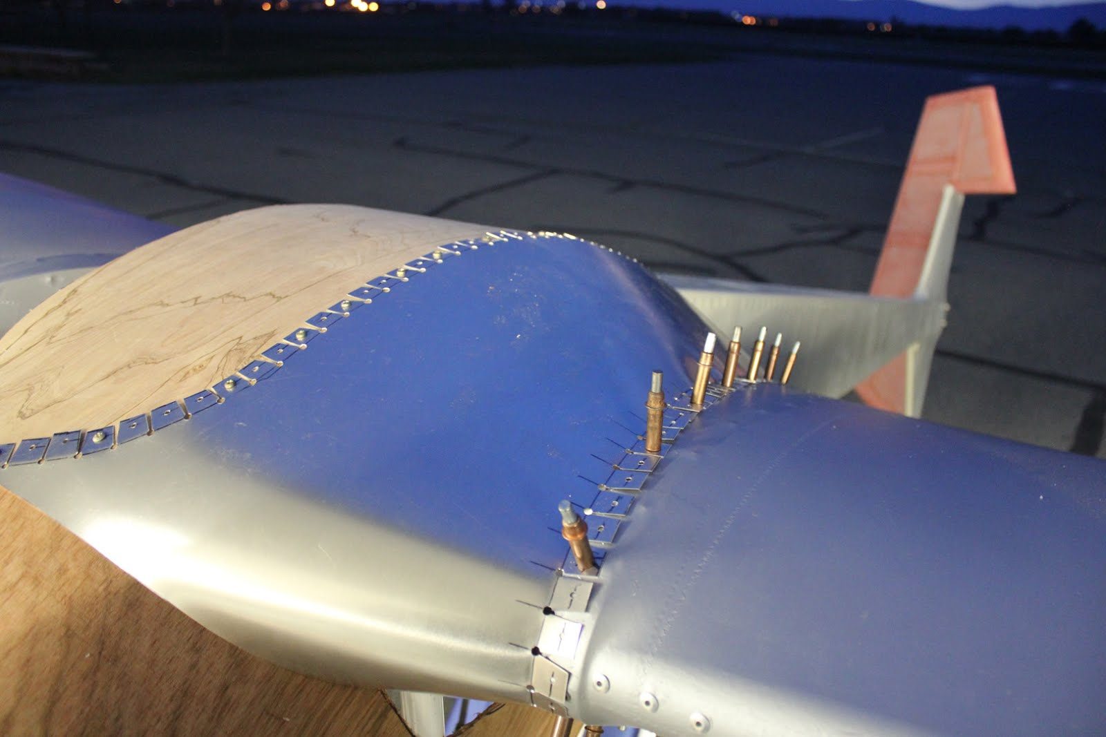 EMG-6 hangar photo