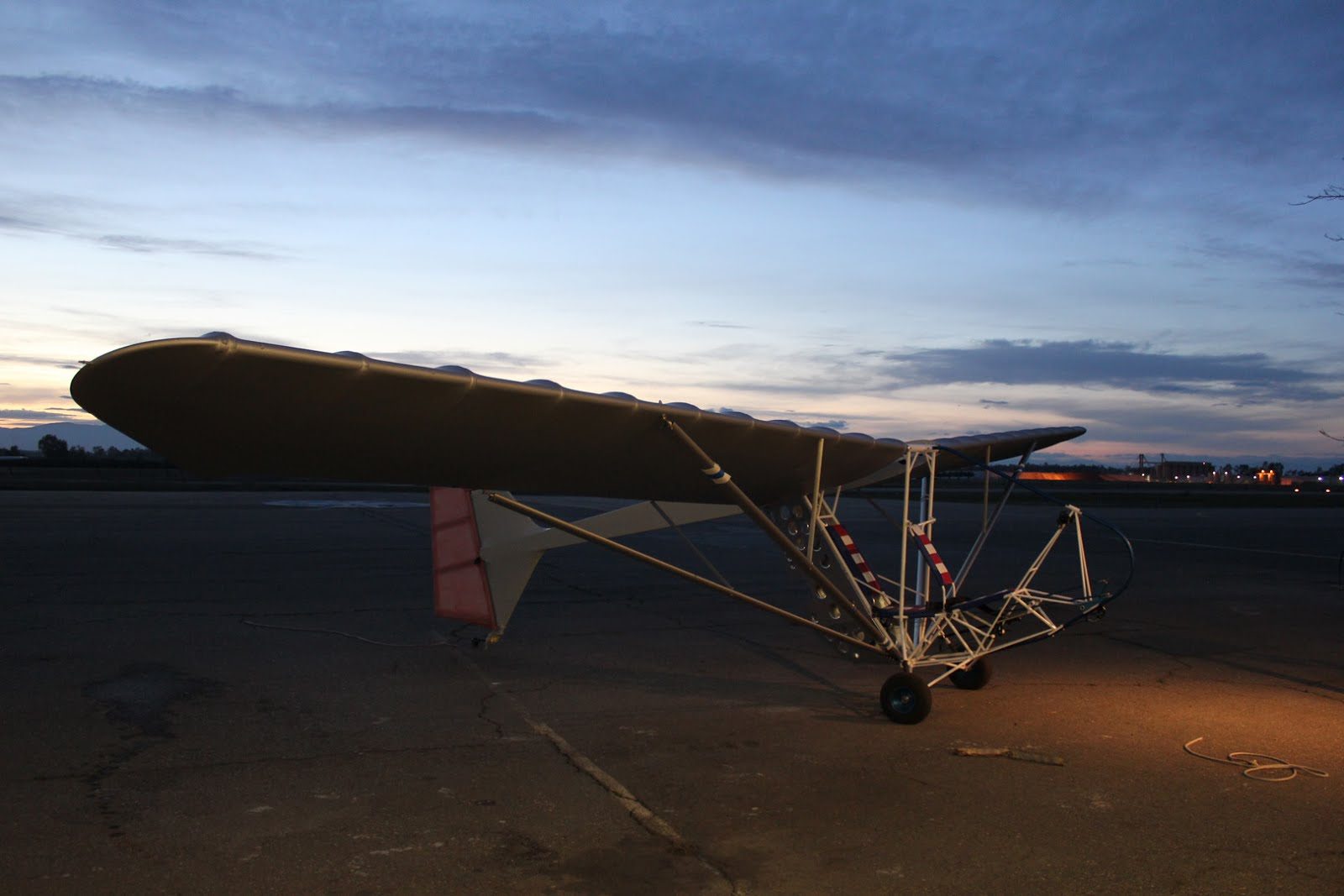 EMG-6 hangar photo