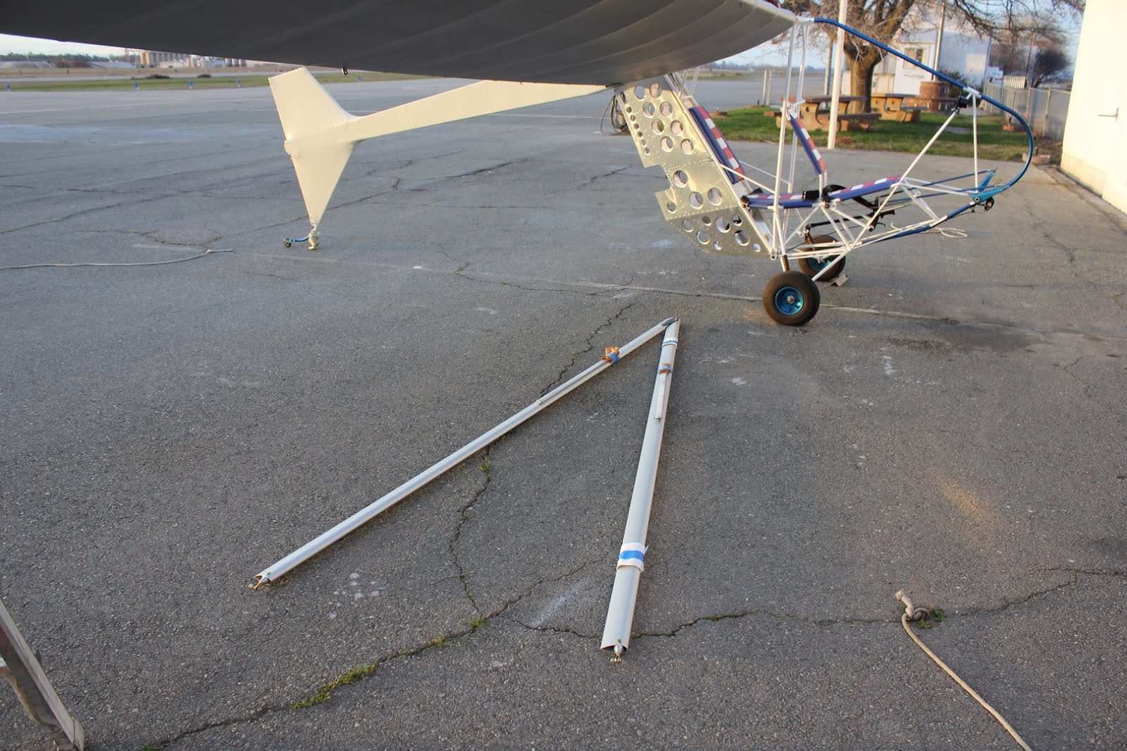EMG-6 hangar photo