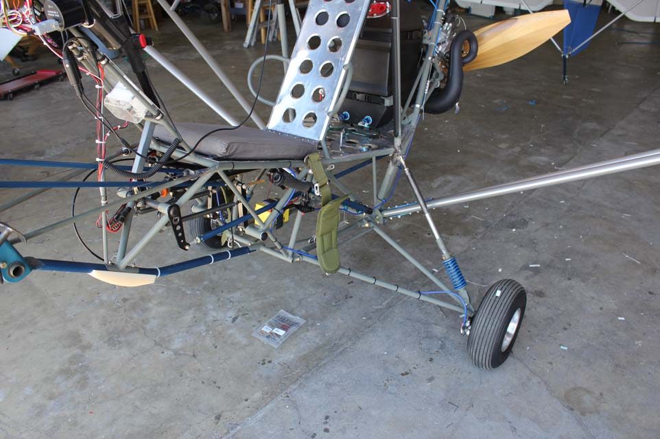 EMG-6 hangar photo