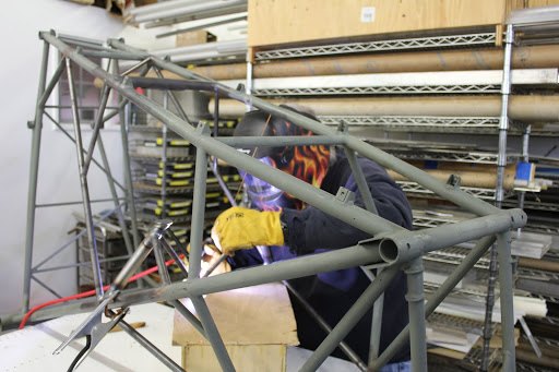 EMG-6 hangar photo